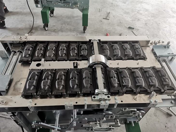 Popular Deli Manjoo Cake Machine Fish Corn Cake