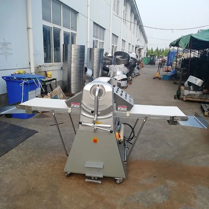 Electric dough sheeter (1)